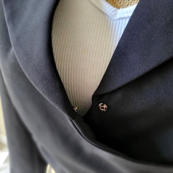 New York & Co. Cropped Wrap Blazer in Black -S - Picture 8 of 8